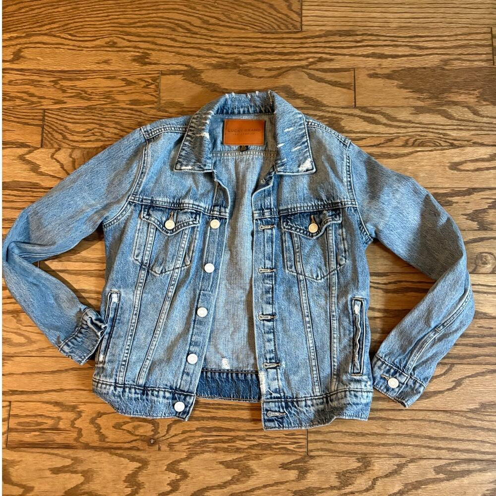 Lucky Brand Los Angeles Womens Small Distressed Denim Jacket EUC 100% Cotton